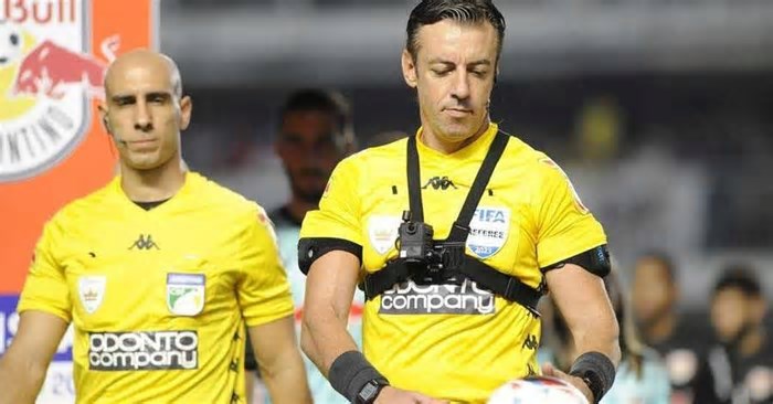Árbitros da Copa do Mundo de Clubes usarão câmeras corporais