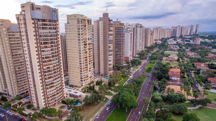 Por que tanta gente está se mudando para a “Califórnia Brasileira” no interior de SP?