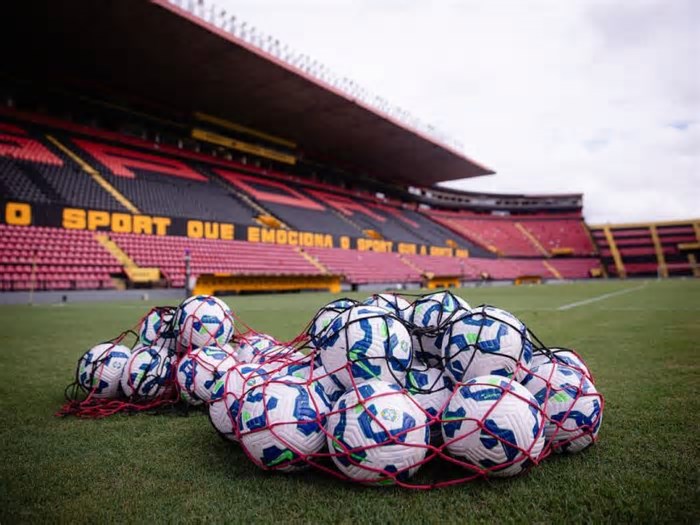 Sem fazer loucuras financeiras, Sport quer técnico com experiência na Série A