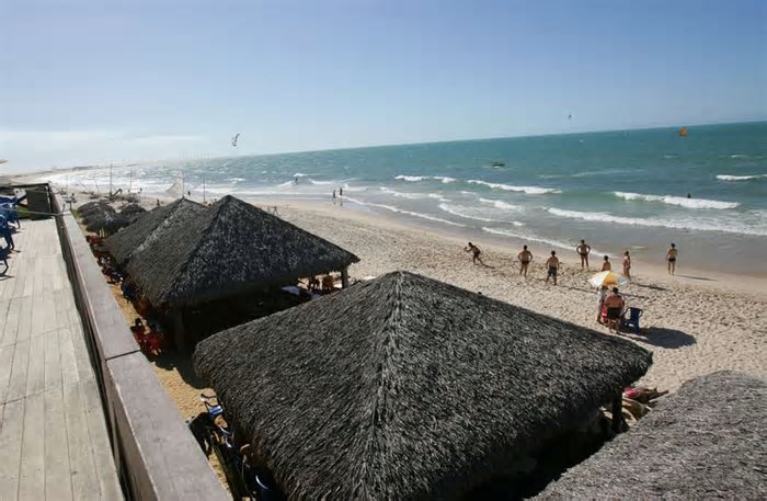 Mesmo com revisão pronta, documento que ‘protege’ litoral do Ceará está há quase 10 anos atrasado