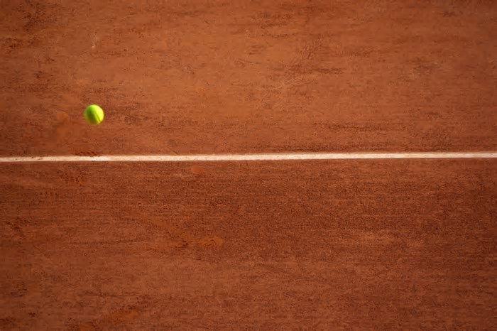 Jannik Sinner x Carlos Alcaraz: onde assistir à final do Roland Garros hoje