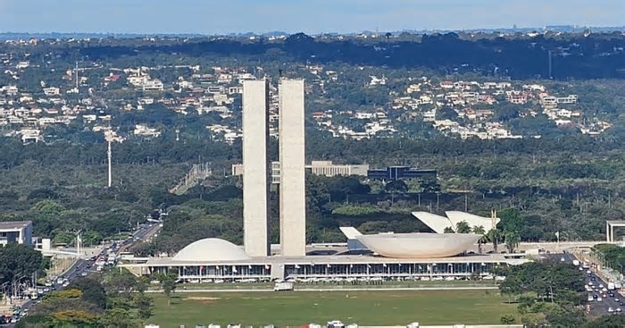 Semana movimentada nos três poderes com medidas sobre IOF e depoimento de Jair Bolsonaro no STF; confira agenda