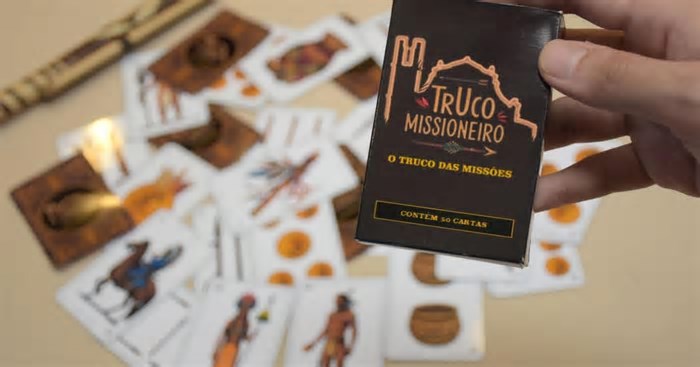 Truco Missioneiro: jovem de São Miguel das Missões cria baralho temático da cultura guarani