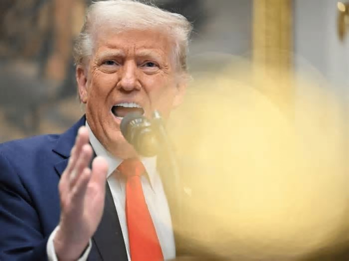 Cuba vê 'conotações racistas' nas restrições de viagem impostas por Trump