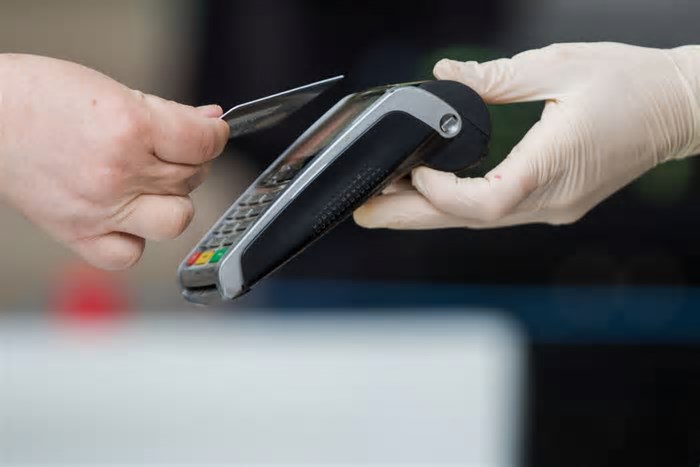 Comerciantes dos EUA miram stablecoins contra taxas das bandeiras de cartões