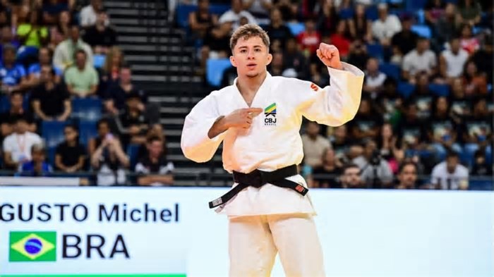 Mundial de Judô: Michel Augusto disputa medalha de bronze