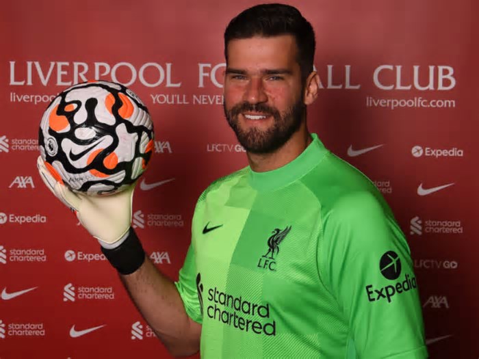 Alisson admite necessidade de melhora tática na seleção e crê em 'efeito Ancelotti' até a Copa