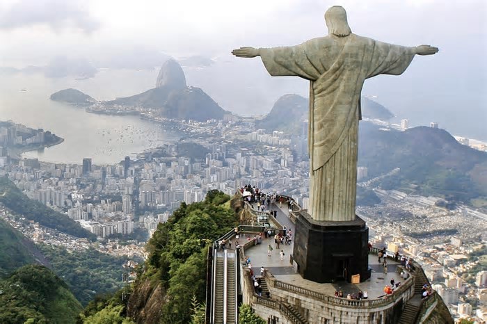 Estado do Rio pode superar a meta de 1,8 milhão de visitantes estrangeiros em 2025, diz secretário de turismo