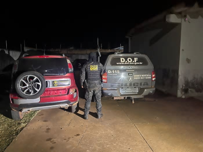 Veículo furtado no Rio Grande do Sul é recuperado em MS
