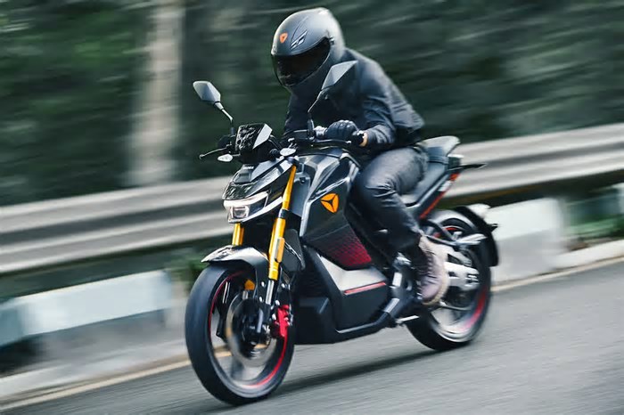 Nova moto elétrica Yadea chega ao Brasil e surpreende pelo desempenho