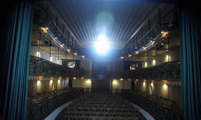 Casa da Ópera merece todos os aplausos. Bravo!