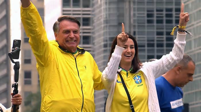 Bolsonaro bate o pé para que Gianni seja candidata ao Senado pelo PL no Estado