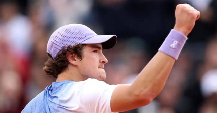 Estreia de João Fonseca no ATP de Halle 2025: horário e onde assistir