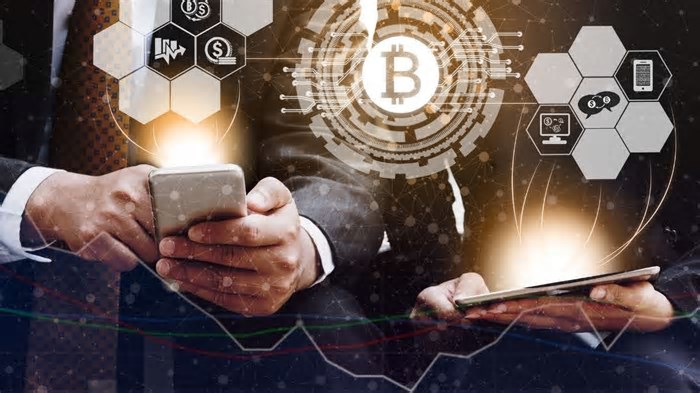 Bitcoin (BTC) vira o mês em alta e acumula ganhos de 11% em 2025; veja o que mexe com os preços das criptomoedas nesta semana