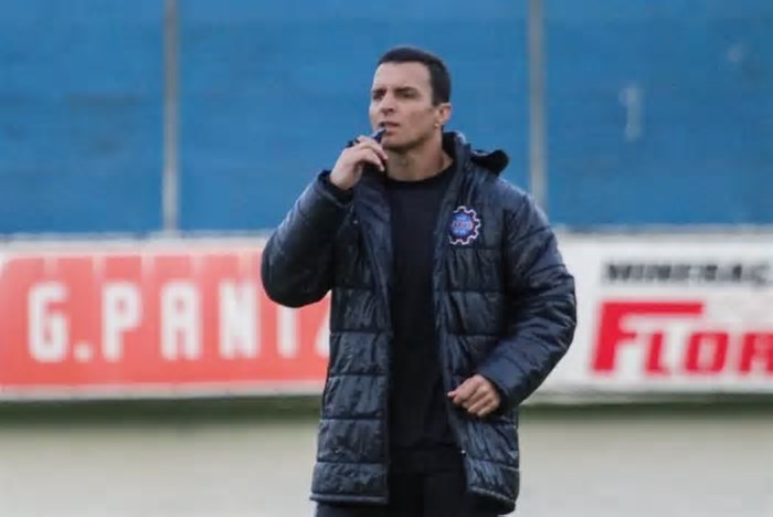 Caxias vence sob o comando de Júnior Rocha e mantém 100% em casa na Série C