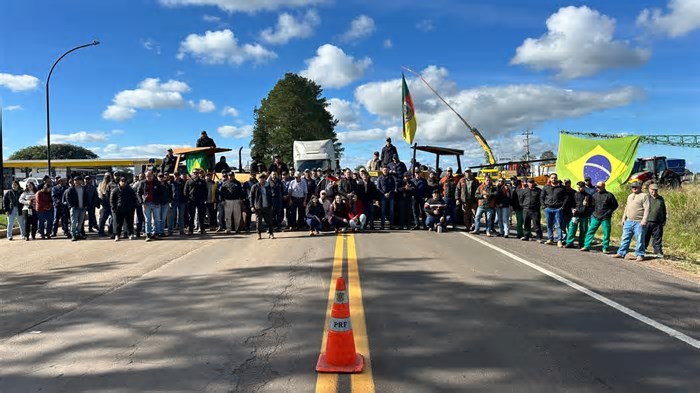 Produtores do RS protestam há 20 dias em rodovias por renegociação de dívidas