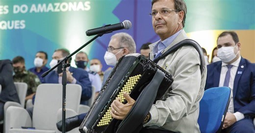 Gilson Machado nega ter tentado expedir passaporte europeu para Mauro Cid
