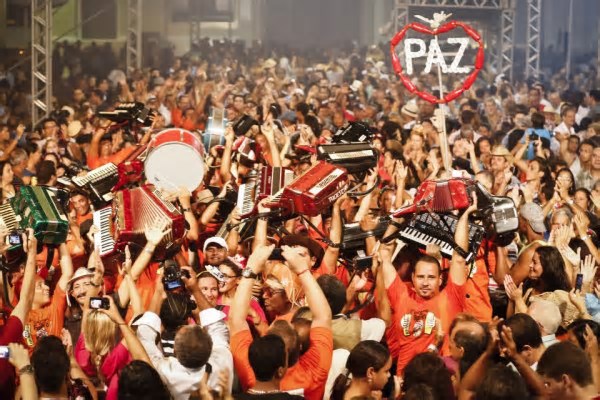 Dia dos Namorados: veja roteiro da diversão para curtir a dois e sem pagar nada