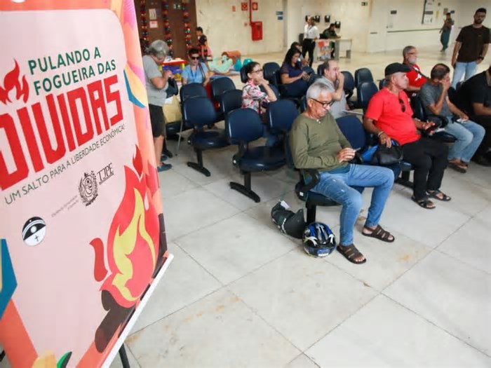 Ação do TJPE ajuda consumidores a renegociar dívidas no Recife