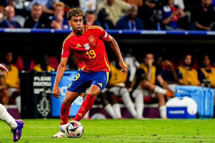 Espanha x França: onde assistir ao vivo, horário e escalações