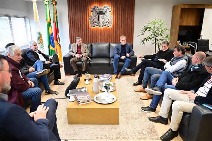 Aeroportos são tema de reunião entre Infraero e prefeitura de Caxias do Sul