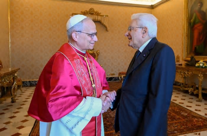 Vaticano: Papa recebeu presidente da Itália
