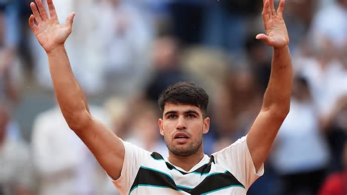 Alcaraz bate Shelton e Sabalenka avança; veja como foi o oitavo dia de Roland Garros
