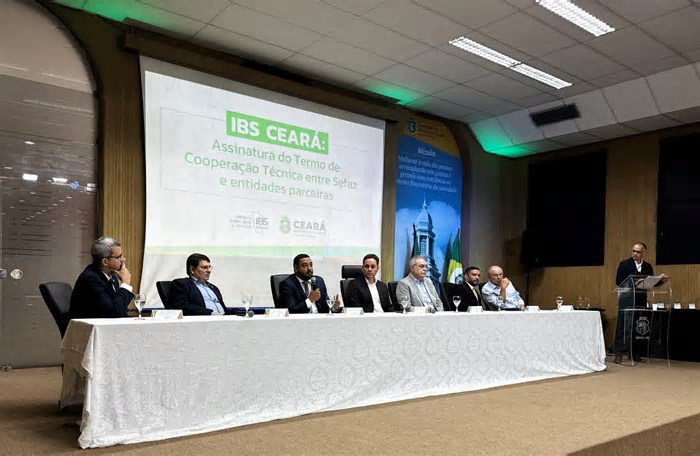 Corecon-CE participa de evento da Sefaz-CE sobre Reforma Tributária e é homenageado com o Selo IBS Ceará