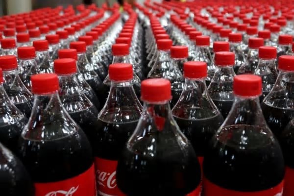 Suspeita de contaminação fecha fábrica da Coca-Cola no Ceará