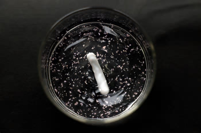 Cientistas no Japão desenvolvem plástico que se dissolve na água do mar