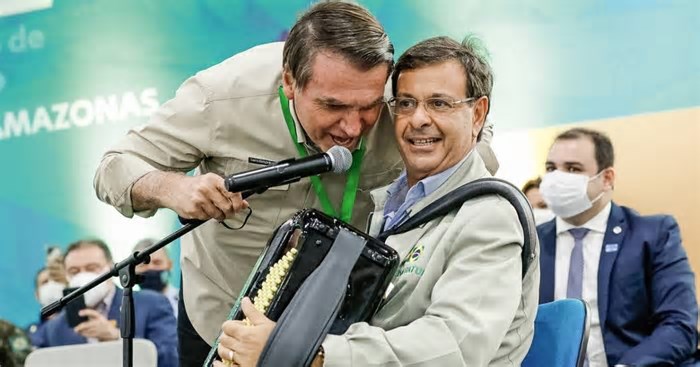 Ex-ministro do Turismo na gestão Bolsonaro, Gilson Machado é preso pela PF em Recife