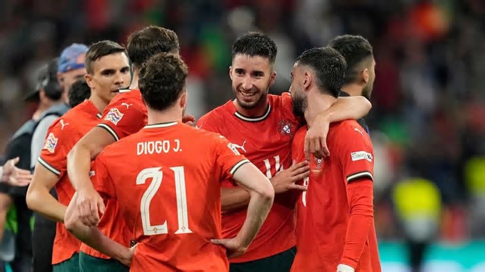 Liga das Nações: UEFA nomeia árbitro suíço para a final entre Portugal e Espanha
