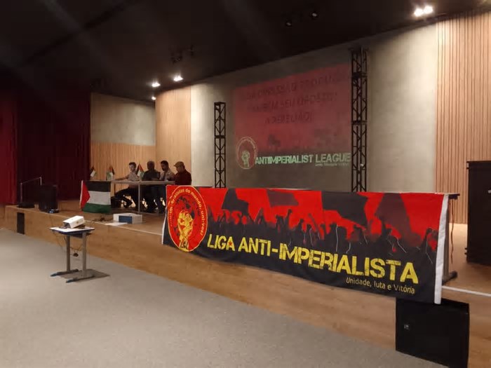 120 pessoas se reúnem em evento da Liga Anti-Imperialista em Goiás