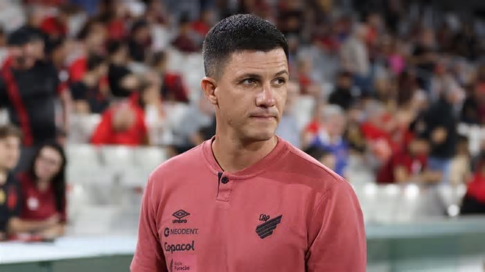 Série B demite mais técnico que o Brasileirão? Compare números e veja quem já perdeu emprego