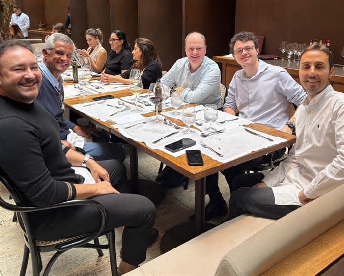 Teresa Perez promove almoço no Fasano de BH para estreitar laços com agências parceiras