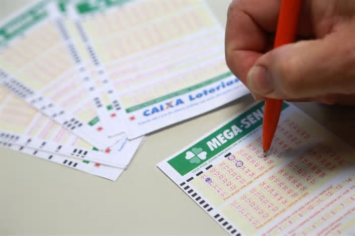 Mega-Sena acumula e prêmio chega a R$ 61 milhões