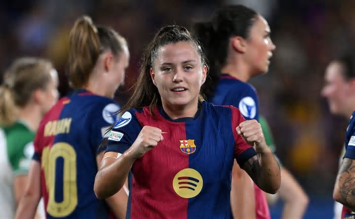 Barcelona bate o Atlético de Madrid e finaliza temporada com triplete e título da Copa da Rainha