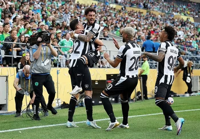 Botafogo estreia com vitória na Copa do Mundo de Clubes