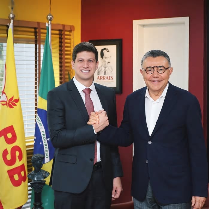Com presença de Lula e Motta, PSB oficializa João Campos na presidência nacional do partido