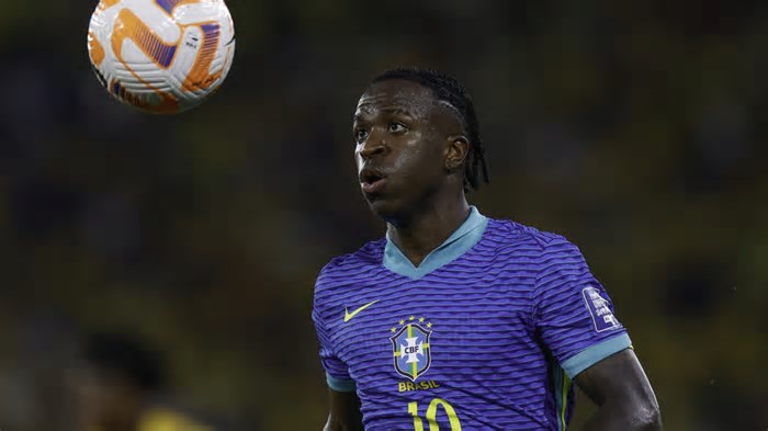Em noite de decisão, Brasil recebe o Paraguai e pode garantir vaga na Copa do Mundo