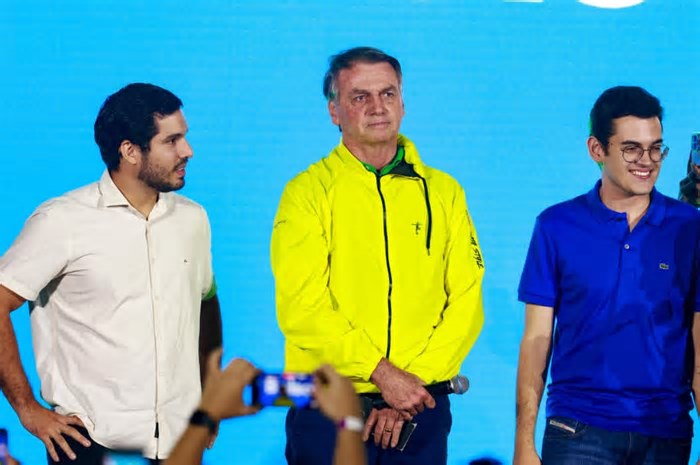 Após pedido de deputados, André Fernandes assume comando do PL-CE em agosto