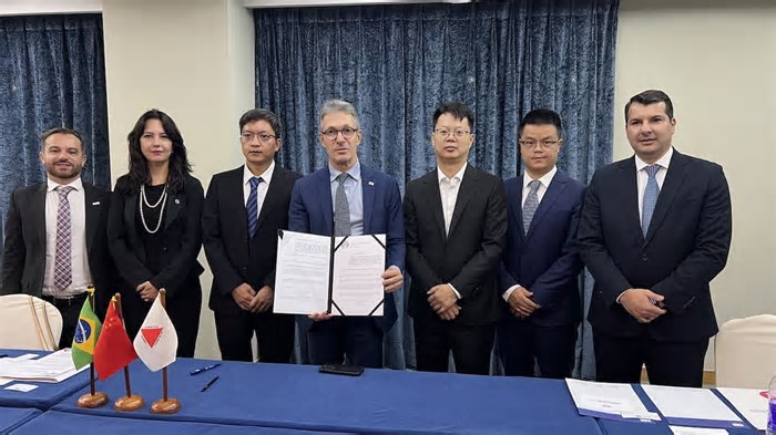 Em primeiro dia da missão na Ásia, Minas atrai investimento de R$ 198 milhões do Midea Group