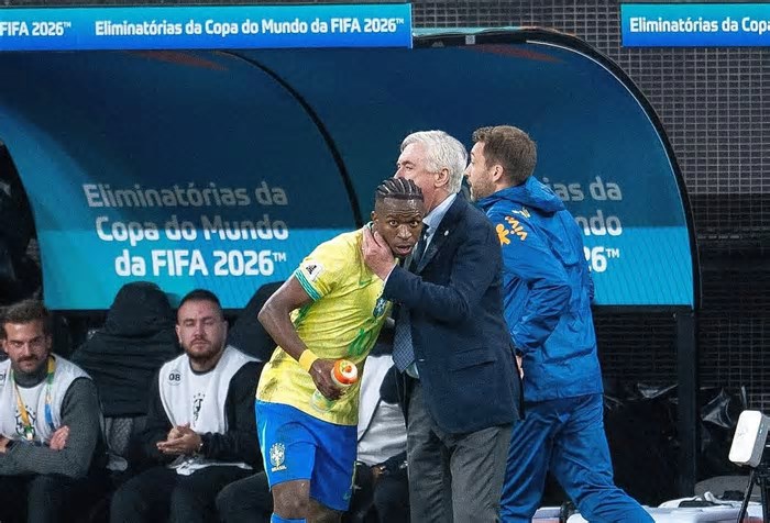 Brasil ‘fecha a casinha’, agrada aos jogadores e deixa Ancelotti feliz