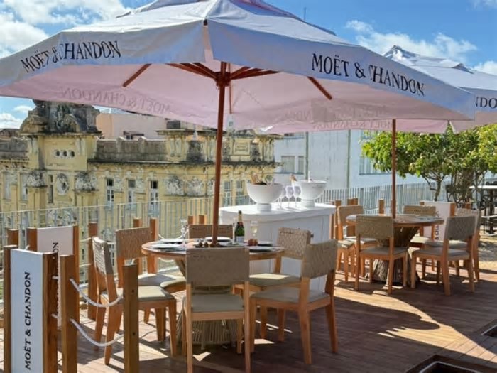 Cais Rooftop, no Bairro do Recife, abre espaço com o selo Moet & Chandon