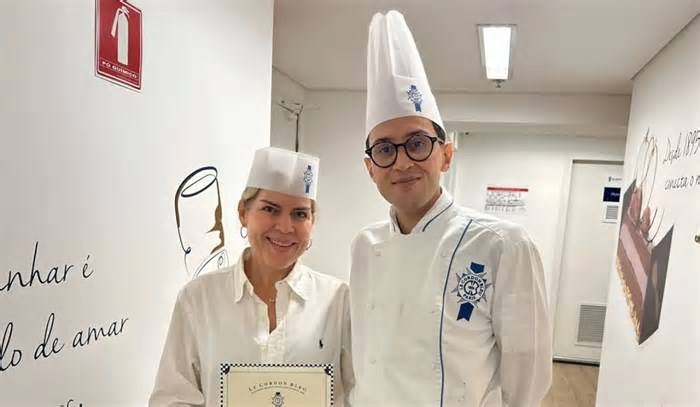 Juíza de Direito se especializa em 'petit fours' na do Le Cordon Bleu São Paulo