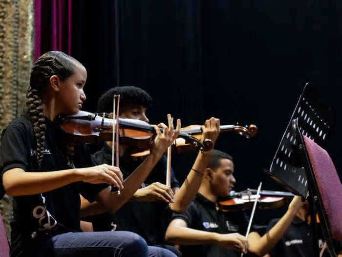 Recife: Orquestra Criança Cidadã promove Concertos para a Comunidade em unidades do Compaz