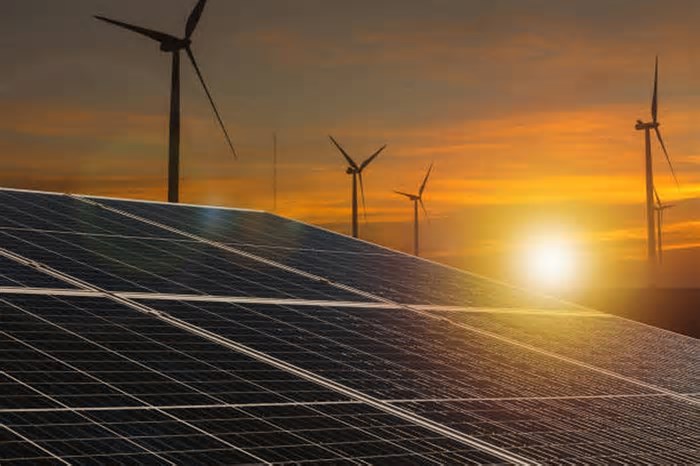 Motivação principal das indústrias brasileiras ao adotar fontes renováveis de energia é econômica