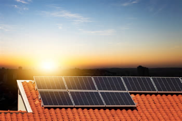 A energia que transforma seu bolso e o planeta: por que mais mineiros estão investindo em energia solar