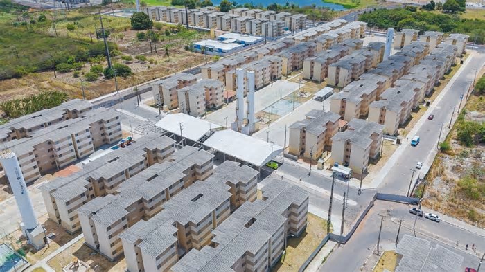 Lula libera construção de mais de 700 novas moradias em regiões atingidas pelo desastre no RS