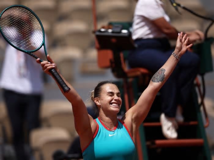 Sabalenka derrota Zheng Qinwen e avança às semifinais em Roland Garros